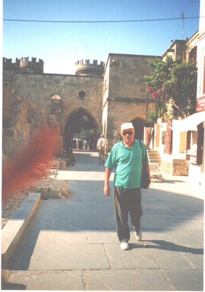 docu0572.jpg